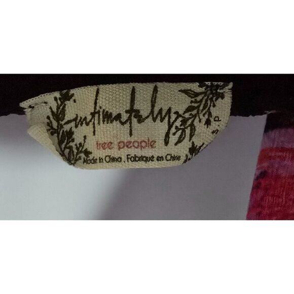 Boho Black & Red Floral Long Sleeve Tunic Dress With Keyhole Back - Picture 5 of 6